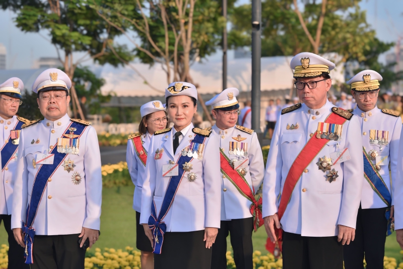 รมว.นฤมลเข้าเฝ้าฯพระบาทสมเด็จพระเจ้าอยู่หัวและสมเด็จพระนางเจ้าฯ