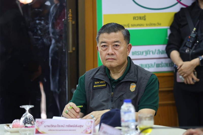 ปลัดเกษตรฯ ร่วม ลงพื้นที่ตรวจสถานการณ์น้ำ และการขับเคลื่อนการดำเนินงานด้านเกษตรในพื้นที่จังหวัดนนทบุรี