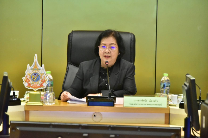 รองปลัดทัศนีย์ เป็นประธานการประชุมชี้แจงโครงการสินค้าเกษตรและบริการมูลค่าสูง 1 ท้องถิ่น 1 สินค้า เกษตรมูลค่าสูง...