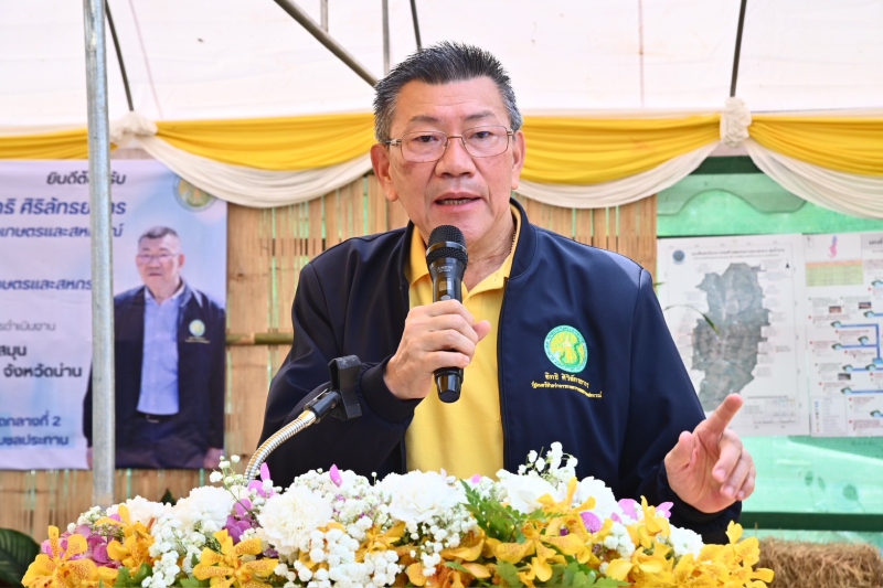 รมช.อิทธิติดตามโครงการก่อสร้างประตูระบายน้ำสมุน