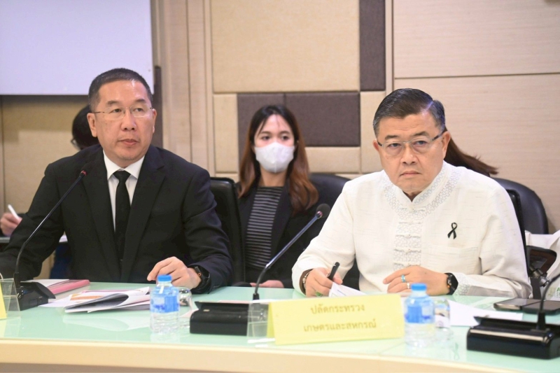 ปลัดเกษตรฯร่วมประชุมคณะกรรมการพืชน้ำมันและน้ำมันพืช