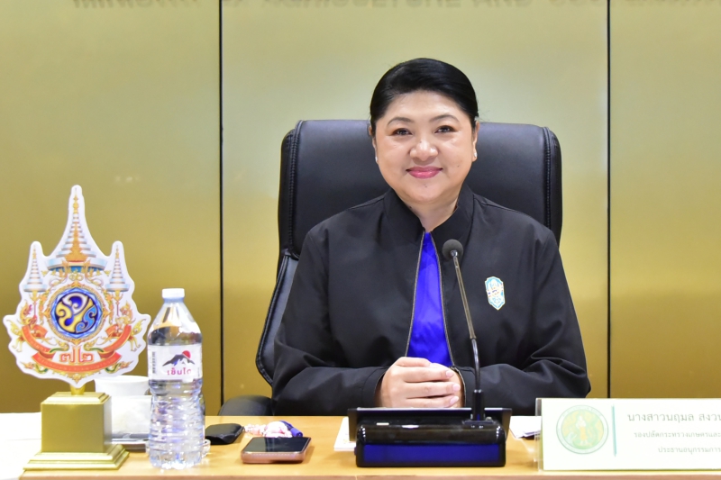 รองปลัดฯนฤมลเป็นประธานการประชุมคณะอนุกรรมการบริหารจัดการกลุ่มสินค้ากล้วยไม้