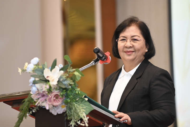 รองปลัดฯทัศนีย์ปิดหลักสูตรนบส.รุ่นที่