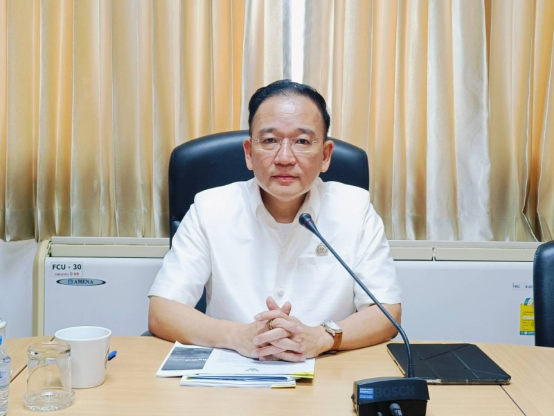 ดร.พรเทพ ศรีธนาธร ผู้ตรวจราชการกระทรวงเกษตรและสหกรณ์ ประชุมติดตามวิกฤต PM 2.5 และภัยแล้ง เชียงราย- แม่ฮ่องสอน