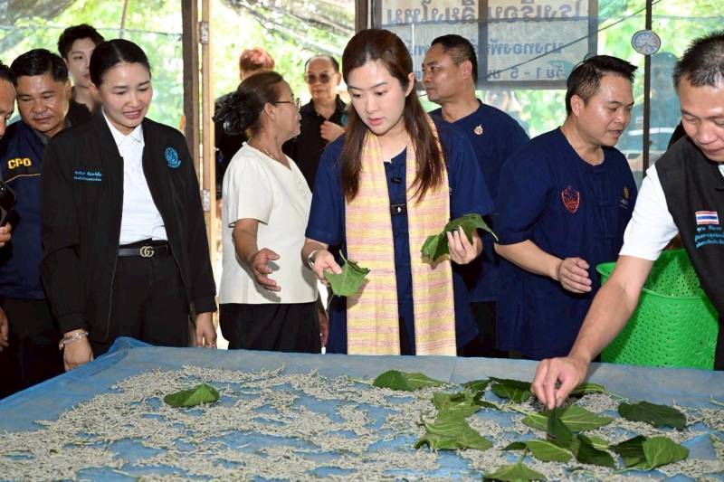 รมช.ปิยะรัฐชย์ลุยเชียงแสน!จับมืออว.ปั้นปุ๋ยทางเลือกสู้เคมีแพง