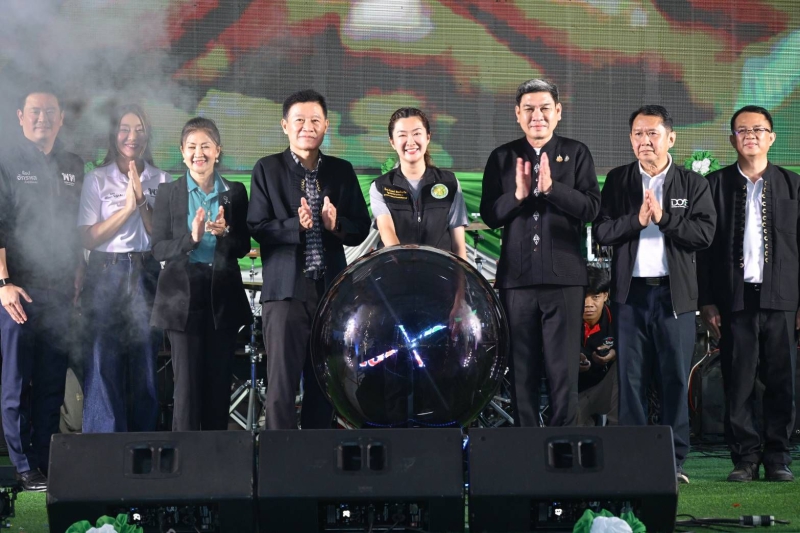 “ปิยะรัฐชย์” เปิดงาน "เกษตรไทย 2026 จังหวัดเชียงใหม่ : มหกรรมสินค้าเกษตรคุณภาพจากเกษตรกรตัวจริง" สร้างโอกาสใหม่ให้เกษตรกรไทย ก้าวสู่การเป็นศูนย์กลางสินค้าเกษตรคุณภาพของโลก