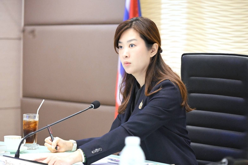 "รมช.ปิยะรัฐชย์" นั่งประธาน คพช. โชว์ผลงาน 3 ปี ดันศูนย์ CDC ทั่วไทยเชื่อมโยงผลผลิตสู่ตลาด...