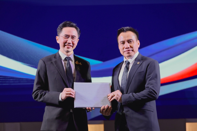 ผู้ช่วยฯเทวินทร์ร่วมกิจกรรมนำเสนอผลงานเพื่อรับทราบผลการพัฒนาต้นแบบนโยบาย