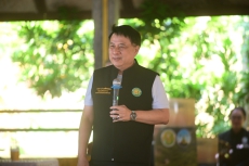 “รมช.นเรศ”ลงพื้นที่จ.ลำพูนติดตามสถานการณ์การถ่ายโอนฝายพญาอุต