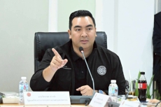 รมช.วัชระพลเปิดบ้านต้อนรับรองนายกฯยศชนัน