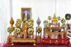 รองปลัดทัศนีย์เข้าร่วมพิธีเจริญพระพุทธมนต์